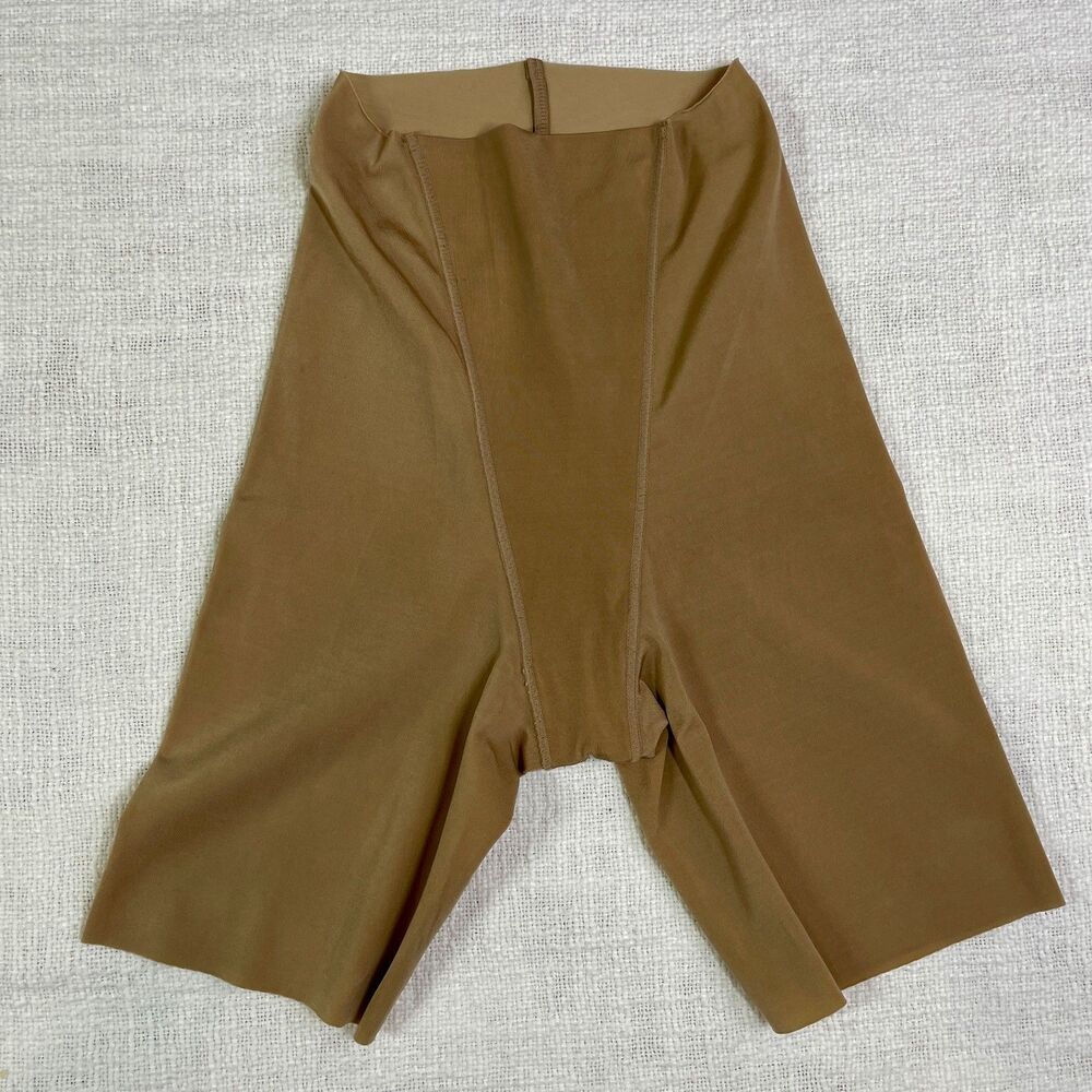 Donna Karan High Waisted Shapewear Small/Petite Shorts Spandex Shorts Nude Beige
